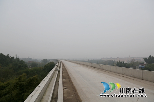 川南城际铁路泸县至泸州段准备架梁啦！(图2)