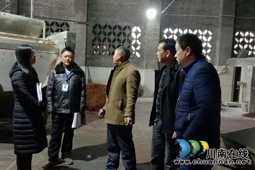 泸县云锦镇市场监管所岁末年初检查白酒生产企业(图1)