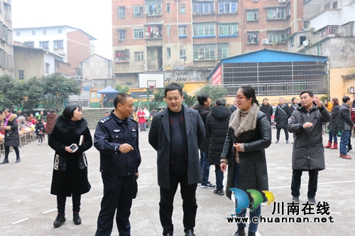 泸县副县长先泽平率队督导校园及周边安全工作(图1)