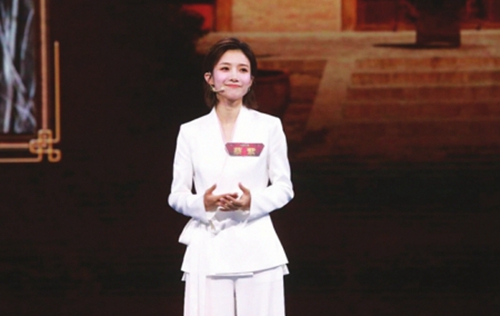 央视主持人大赛 自贡女孩晋级总决赛6强(图1) 央视主持人大赛 自贡女孩晋级总决赛6强(图1)