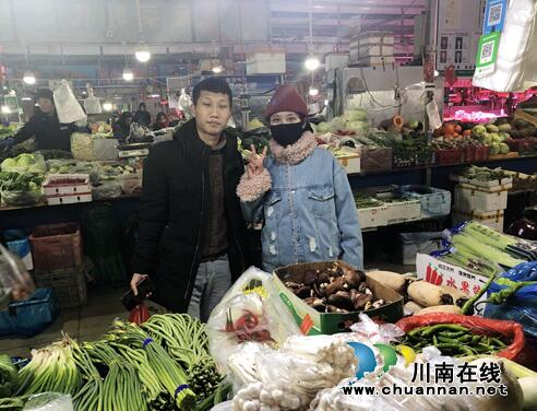 泸州邓有科:女友重病不离弃 砸锅卖铁倾力帮(图4) 泸州邓有科:女友重病不离弃 砸锅卖铁倾力帮(图4)