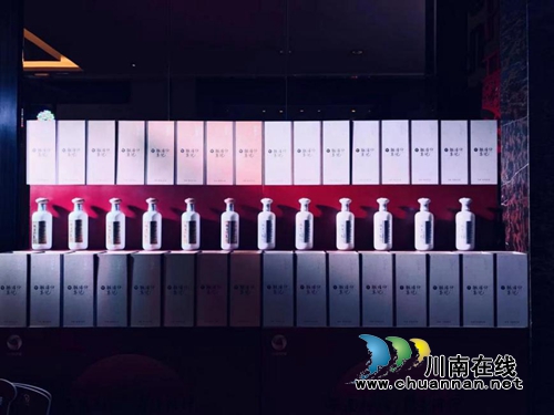 匠心精酿!“映像巴蜀·酿酒师笔记”美酒面市(图4) 匠心精酿!“映像巴蜀·酿酒师笔记”美酒面市(图4)