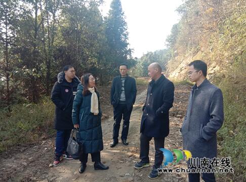 泸县自然资源和规划局到潮河镇督导森林防火工作