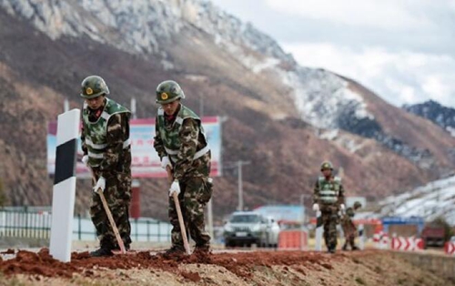 格桑花开满天路—写在川藏公路通车65周年之际(图4) 格桑花开满天路—写在川藏公路通车65周年之际(图4)