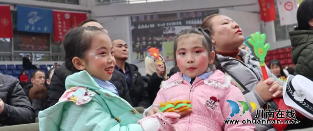 2020年第三届泸州市少儿网络春晚圆满结束(图2) 2020年第三届泸州市少儿网络春晚圆满结束(图2)