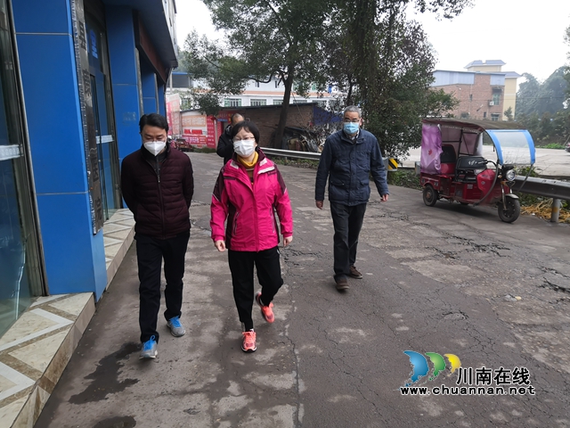陈佳到泸县潮河镇督导新型冠状病毒感染的肺炎防控工作(图3)