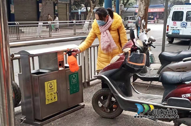 龙马潭区小市街道:“战疫”彰显人大代表责任担当(图6) 龙马潭区小市街道:“战疫”彰显人大代表责任担当(图6)
