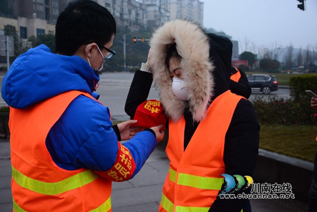 纳溪区综合行政执法局：环卫工人坚守一线全力防控疫情