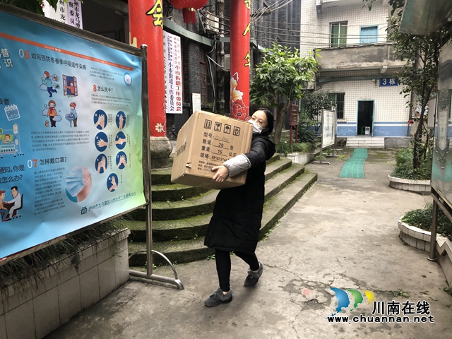 抗疫前线 龙马潭区小市巾帼很得劲(图3)