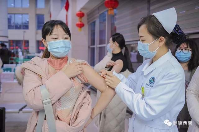 西南医大附院第三批援助湖北医疗队20人出发 随队携带ECMO(图18) 【西南医大附院·出征】集结号再次吹响 他们着“重装”来了!(图18)