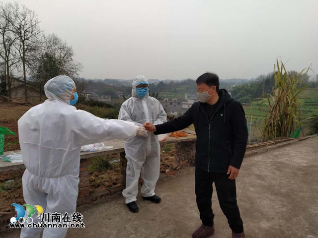 战“疫”情:泸州“护城”之家齐上阵(图2) 战“疫”情:泸州“护城”之家齐上阵(图2)