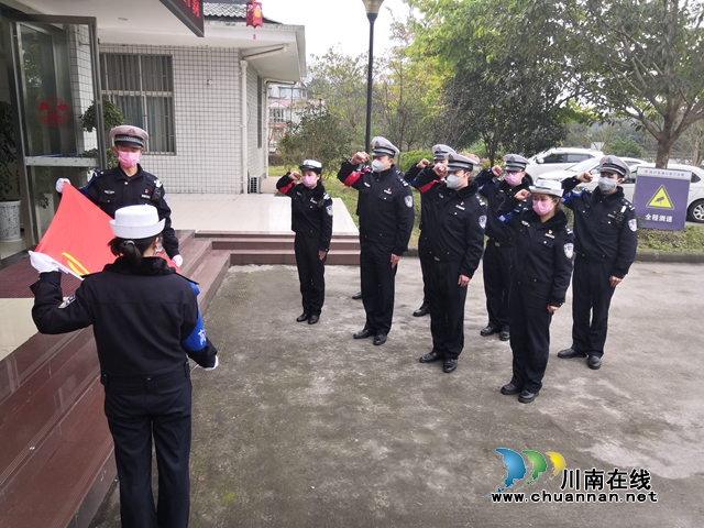 唐娟娟：驻守川渝交界抗“疫”前线的铿锵玫瑰(图10)