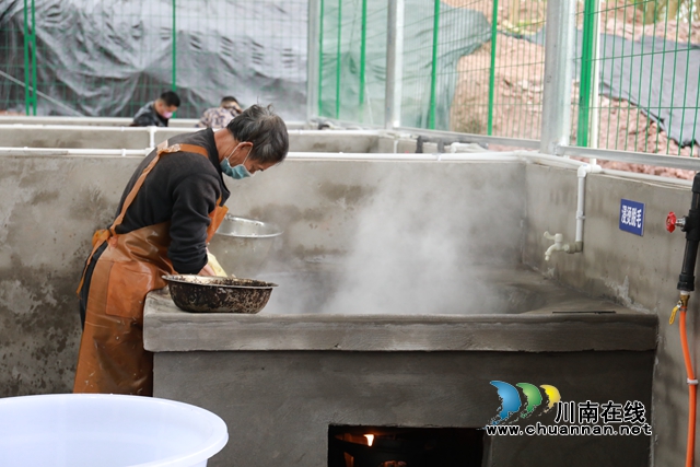 龙马潭区临时活禽集中屠宰场建成投用 日屠宰量达5000余只(图6)