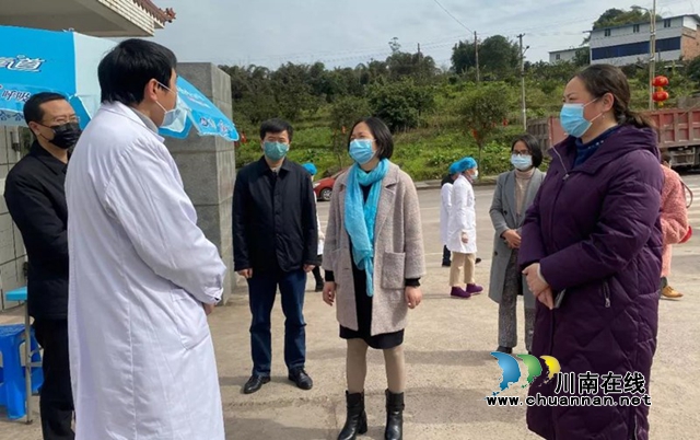 纳溪区委书记徐利：全民健康素养教育要从娃娃抓起(图1)