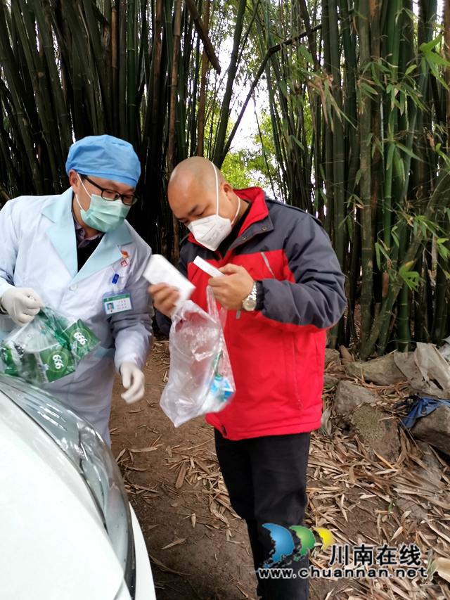 泸县玄滩:乡村医生守卫村民健康 做百姓信赖的“白衣战士”(图3) 泸县玄滩:乡村医生守卫村民健康 做百姓信赖的“白衣战士”(图3)