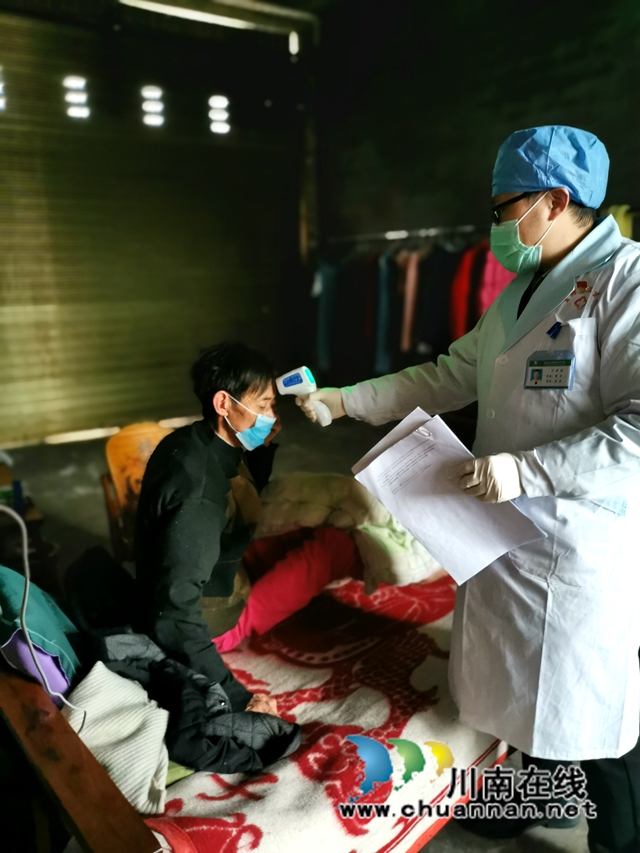 泸县玄滩:乡村医生守卫村民健康 做百姓信赖的“白衣战士”(图4) 泸县玄滩:乡村医生守卫村民健康 做百姓信赖的“白衣战士”(图4)