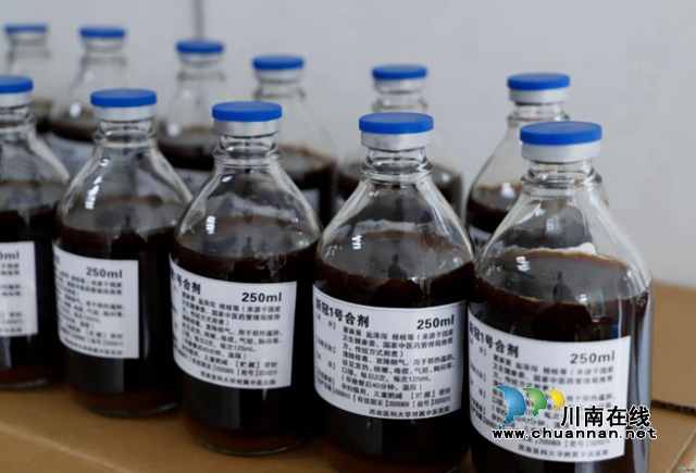 携带“新冠0号”出发 西南医大中医院医疗队驰援甘孜(图4)