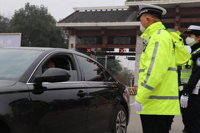 【管制】泸州这些路段“雨污分流”施工，请过往车辆注意！(图1)