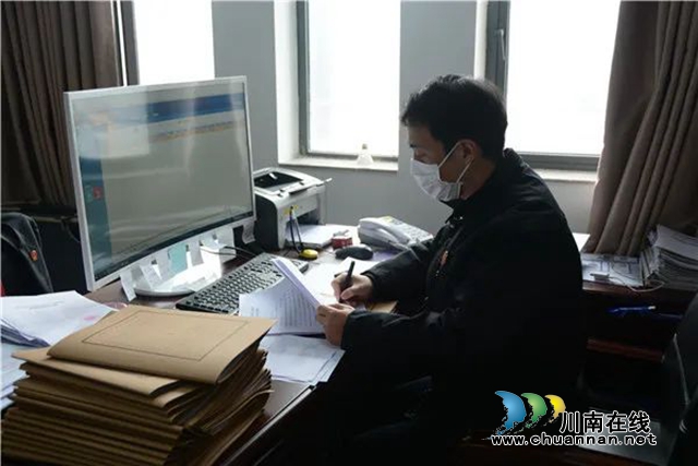 江阳区法院：战“疫”情（十一）| 隔空执行 27名民工拿到工钱(图7)