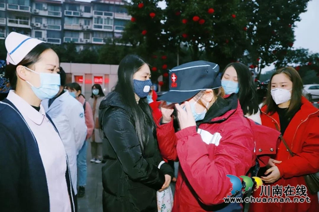 【西南医大中医院•有奖征集】记录感动，赢取现金大奖！(图1)