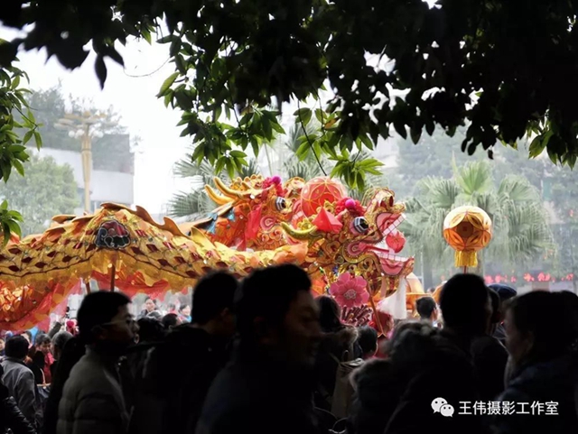 二月二，龙抬头！||王伟乡愁摄影作品《龙在民间》赏析(图2)