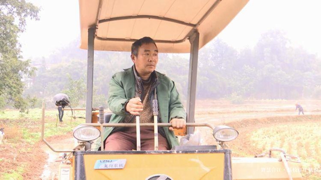 合江县种粮大户胡万超:抢抓时令耕地忙(图4) 合江县种粮大户胡万超:抢抓时令耕地忙(图4)