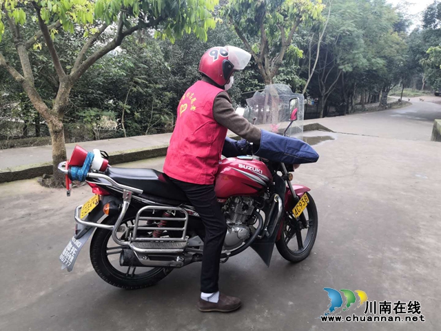 平凡小事铸成大爱,村里的故事说不完(图2) 平凡小事铸成大爱,村里的故事说不完(图2)