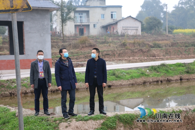 张福荣到泸县潮河镇督导疫情防控、脱贫攻坚等重点工作(图2)