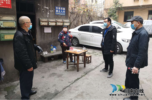 合江县市场监管局“三个突出”强化包联片区防控工作(图2)