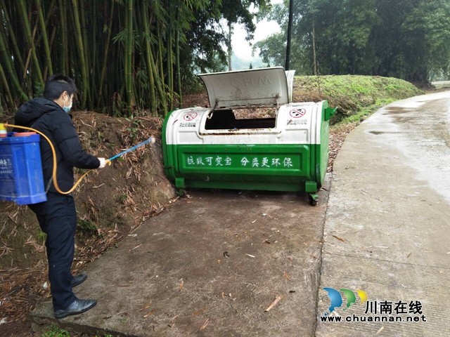 泸县云龙镇大学生村官李勋:不忘初心扎根基层 疫情面前勇挑重担(图3) 泸县云龙镇大学生村官李勋:不忘初心扎根基层 疫情面前勇挑重担(图3)