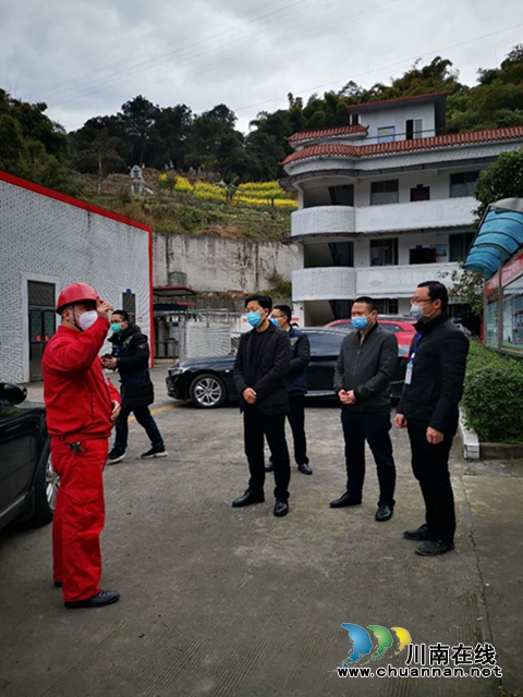 张福荣率队检查新冠肺炎疫情防控工作(图3) 张福荣率队检查新冠肺炎疫情防控工作(图3)