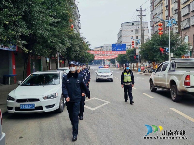 泸县云龙镇:上阵兄弟兵 抗疫显真情(图3) 泸县云龙镇:上阵兄弟兵 抗疫显真情(图3)