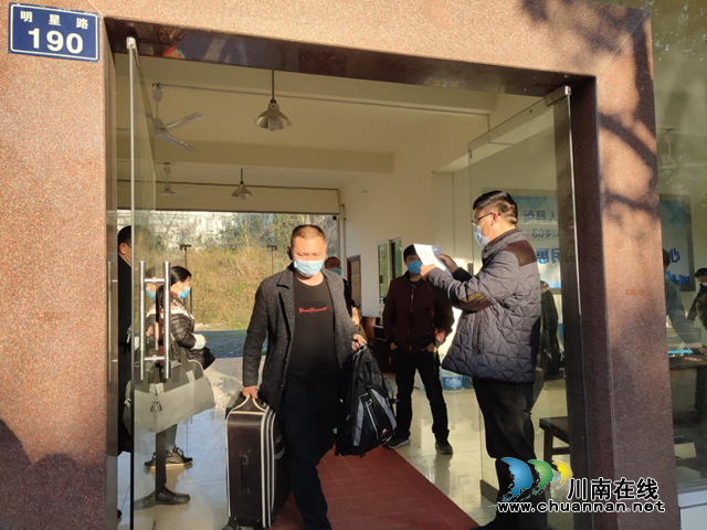 中实集团泸州新时代运业：“两手硬”助力复工复业　受好评四上央视(图5)