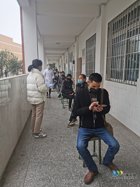 筑牢复工复产的健康屏障 泸县海潮镇卫生院再加力(图2) 筑牢复工复产的健康屏障 泸县海潮镇卫生院再加力(图2)