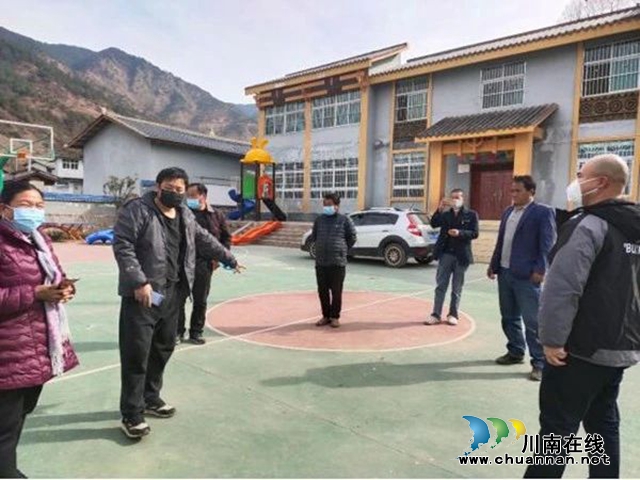 【西南医大附院】急沉一线抗疫情 防疫帮扶两不误(图4)