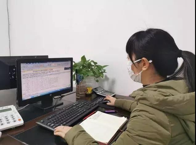 当好“保姆”+“保镖”,江阳全力以“复”(图9) 当好“保姆”+“保镖”,江阳全力以“复”(图9)