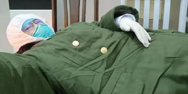 【西南医大中医院·战疫一线】泸州女博士,5个“霸道”第一次!(图6) 【西南医大中医院·战疫一线】泸州女博士,5个“霸道”第一次!(图6)