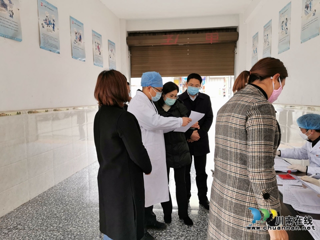 杨开春到泸县潮河镇督导疫情防控及重点项目复工复产工作(图1)