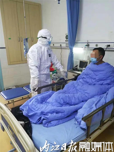 争夺之战!内江隔离病房里的生死较量(图3) 争夺之战!内江隔离病房里的生死较量(图3)