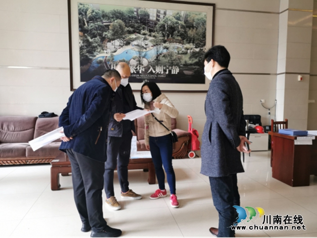 江阳区北城街道濂溪路社区全力以赴做好辖区疫情防控和复产复工(图1)