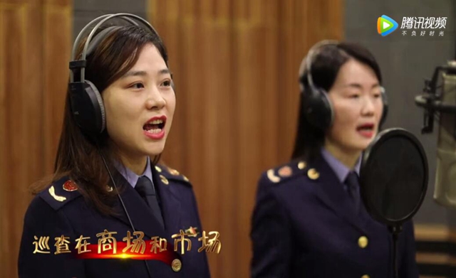 讴歌抗疫“半边天” 泸州市市场监管版《逆风飞扬》歌曲在网络唱响(视频)(图2) 讴歌抗疫“半边天” 泸州市市场监管版《逆风飞扬》歌曲在网络唱响(视频)(图2)