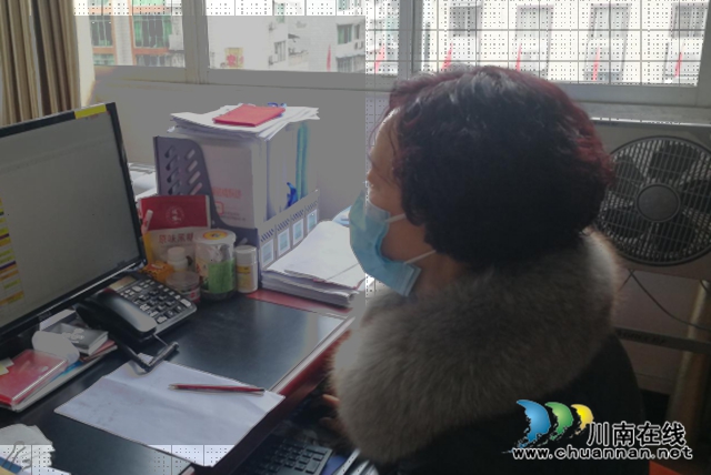 合江县市场监管局:立足市场监管岗位 争当最美巾帼奋斗者(图3) 合江县市场监管局:立足市场监管岗位 争当最美巾帼奋斗者(图3)