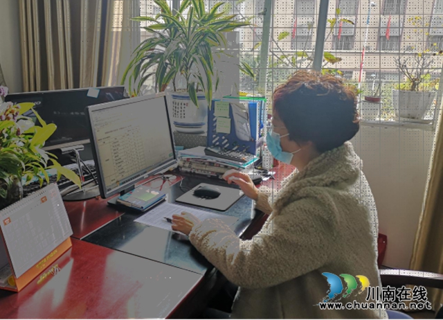 合江县市场监管局:立足市场监管岗位 争当最美巾帼奋斗者(图4) 合江县市场监管局:立足市场监管岗位 争当最美巾帼奋斗者(图4)