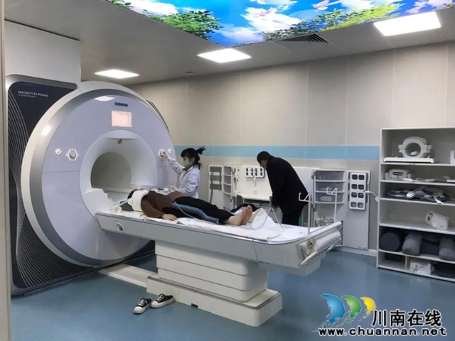 【川内第一】国际顶级核磁共振成像系统在西南医大附院正式试运行(图1)