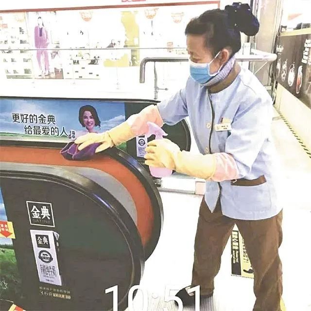 自贡：“华商”战疫 守护“幸福集结地”(图8)