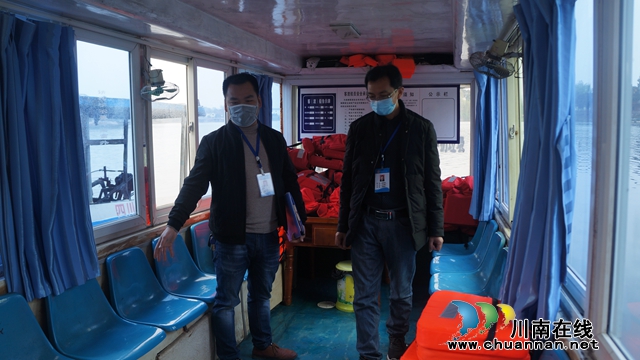 泸县立石镇指导企业安全生产和防控工作(图1)