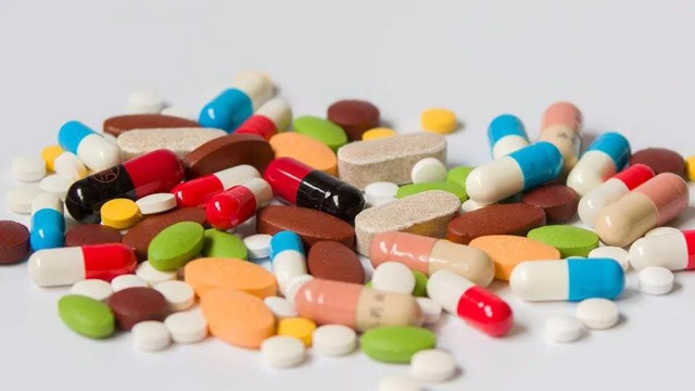 【危险】吃感冒药后竟然要换血？(图1)