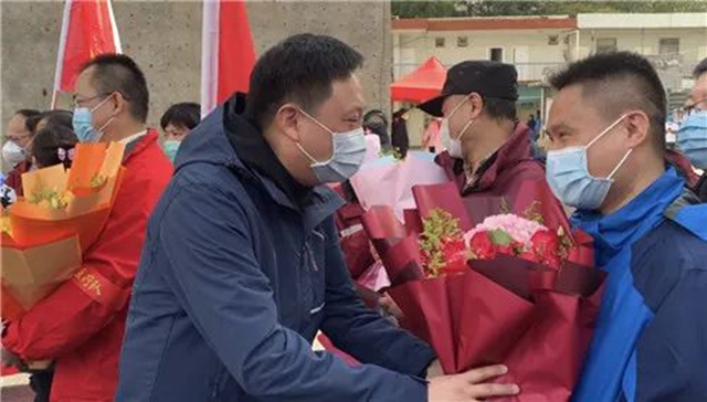 【川医援鄂 战疫一线】 治愈141人!四川第七第八批援湖北医疗队原地休整(图3) 【川医援鄂 战疫一线】 治愈141人!四川第七第八批援湖北医疗队原地休整(图3)