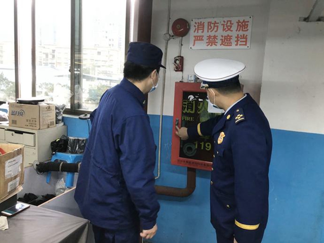 泸州消防联合多部门开展消防产品质量专项检查(图2) 泸州消防联合多部门开展消防产品质量专项检查(图2)