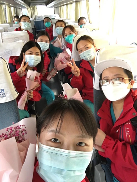 回来了!西南医大附院的战疫英雄们回川了!(图9) 回来了!西南医大附院的战疫英雄们回川了!(图9)